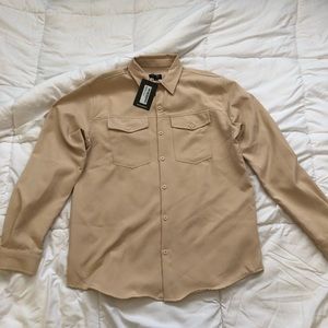 NWT boohoo MAN Smart Utility Stretch Overshirt, size M color is Ecru